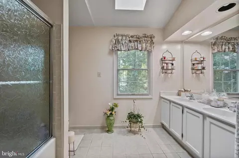 12330 Needlepine Ter, Silver Spring, MD 20904 photo 25