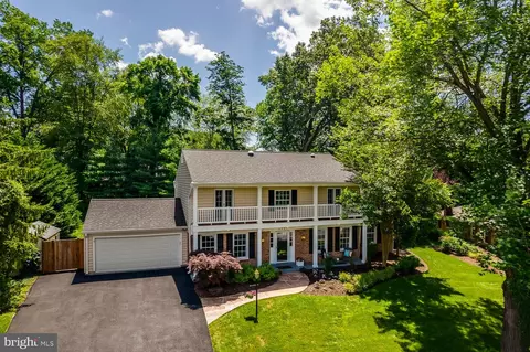 4504 Sunflower Dr, Rockville, MD 20853