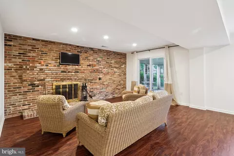 Living - 1606 Peacock Ln, Silver Spring, MD 20904 photo 2 of 7