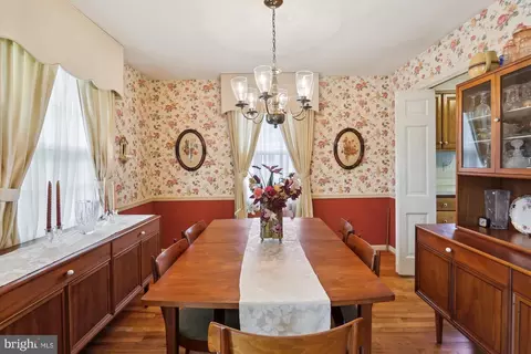 Dining - 1606 Peacock Ln, Silver Spring, MD 20904 photo 1 of 7