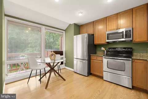 1937 Hickory Hill Ln, Silver Spring, MD 20906 photo 8