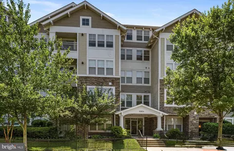 12824 Clarksburg Square Rd #406, Clarksburg, MD 20871