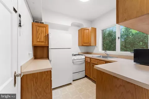 7506 Alfred Dr, Silver Spring, MD 20910 photo 10
