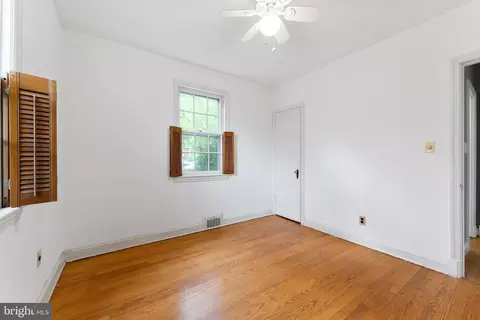 7506 Alfred Dr, Silver Spring, MD 20910 photo 15