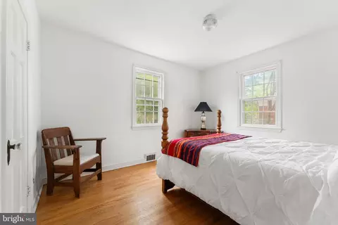 7506 Alfred Dr, Silver Spring, MD 20910 photo 12