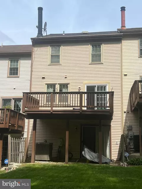 3055 Mozart Dr, Silver Spring, MD 20904 photo 4