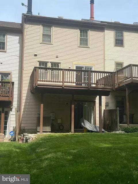 3055 Mozart Dr, Silver Spring, MD 20904 photo 3