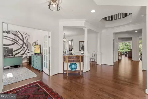 Entry Way - 19407 Dry Seneca Ct, Poolesville, MD 20837 photo 3 of 10