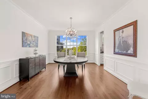 Dining - 19407 Dry Seneca Ct, Poolesville, MD 20837 photo 1 of 3