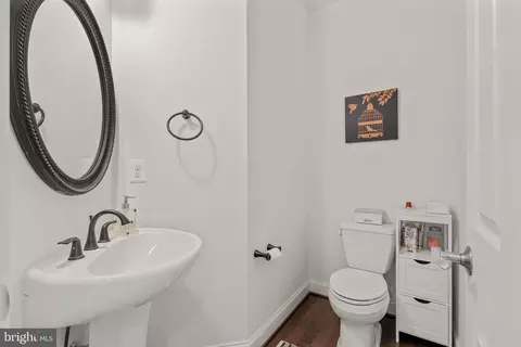 Entry Way - 19407 Dry Seneca Ct, Poolesville, MD 20837 photo 6 of 10