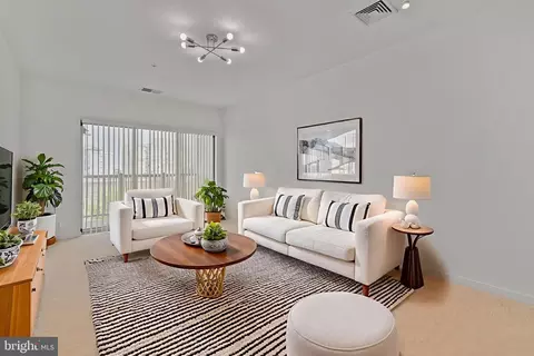 8045 Newell St #519, Silver Spring, MD 20910
