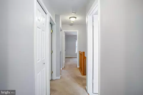 Entry Way - 1651 Hugo Cir, Silver Spring, MD 20906 photo 4 of 4