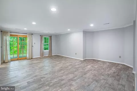 Living - 1651 Hugo Cir, Silver Spring, MD 20906 photo 5 of 7