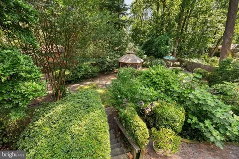 Exterior - 200 Eldrid Dr, Silver Spring, MD 20904 photo 5 of 10