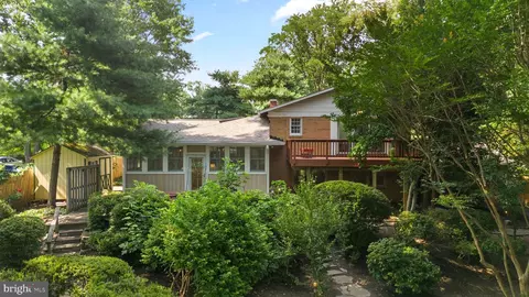 Exterior - 200 Eldrid Dr, Silver Spring, MD 20904 photo 9 of 10