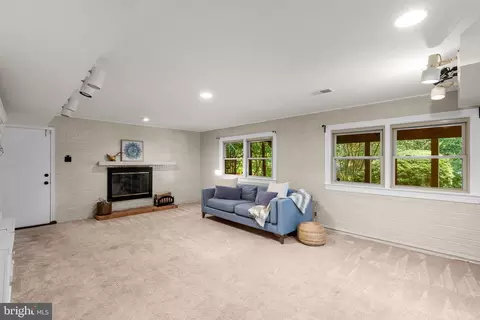Living - 200 Eldrid Dr, Silver Spring, MD 20904 photo 2 of 3