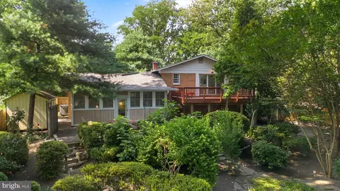 Exterior - 200 Eldrid Dr, Silver Spring, MD 20904 photo 8 of 10
