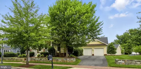126 Bullard Cir, Rockville, MD 20850
