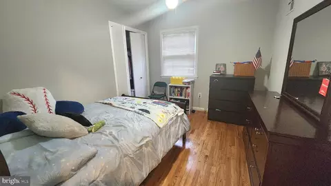 Bedroom - 12912 Middlevale Ln, Silver Spring, MD 20906 photo 2 of 4