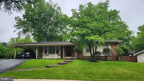 Exterior - 12912 Middlevale Ln, Silver Spring, MD 20906 photo 4 of 5