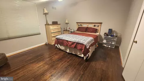 Bedroom - 12912 Middlevale Ln, Silver Spring, MD 20906 photo 3 of 4
