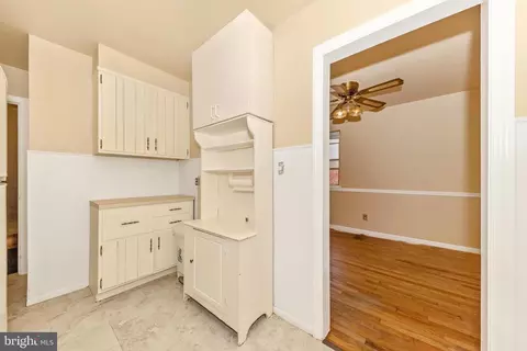 11944 Andrew St, Silver Spring, MD 20902 photo 5