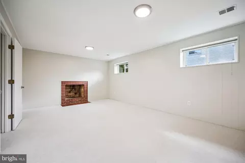 11729 Lovejoy St, Silver Spring, MD 20902 photo 38