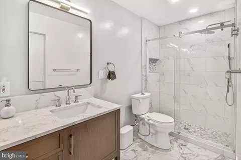 Bath - 13425 Tamarack Rd, Silver Spring, MD 20904 photo 1 of 2