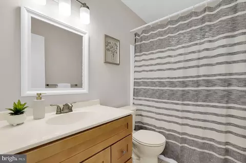 1710 Glenpark Dr, Silver Spring, MD 20902 photo 11