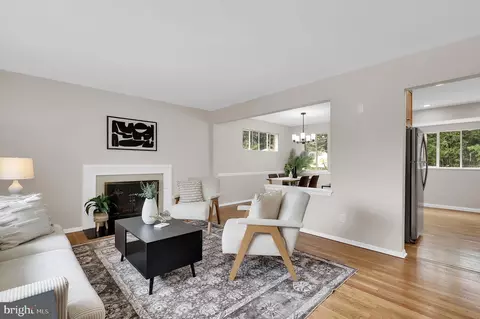 1710 Glenpark Dr, Silver Spring, MD 20902