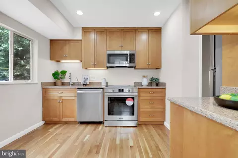 1710 Glenpark Dr, Silver Spring, MD 20902 photo 7