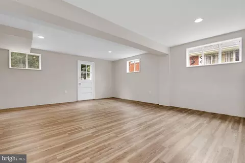 1710 Glenpark Dr, Silver Spring, MD 20902 photo 18