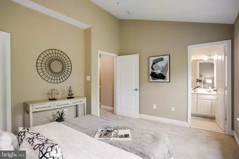 Bedroom - 2120 Darcy Green Pl, Silver Spring, MD 20910 photo 3 of 4