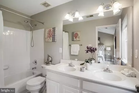 Bath - 2120 Darcy Green Pl, Silver Spring, MD 20910 photo 1 of 1