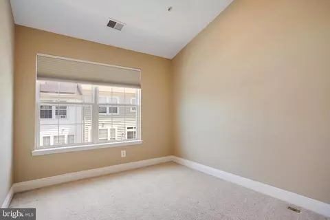 Bedroom - 2120 Darcy Green Pl, Silver Spring, MD 20910 photo 4 of 4