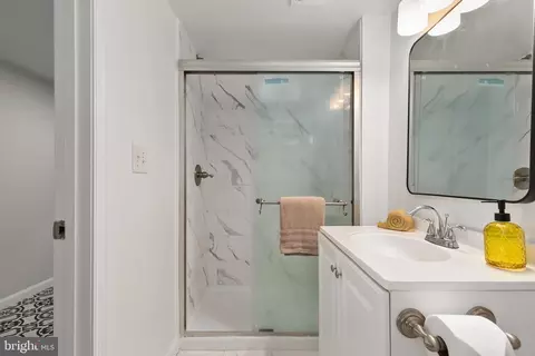 10409 Royalton Ter, Silver Spring, MD 20901 photo 23