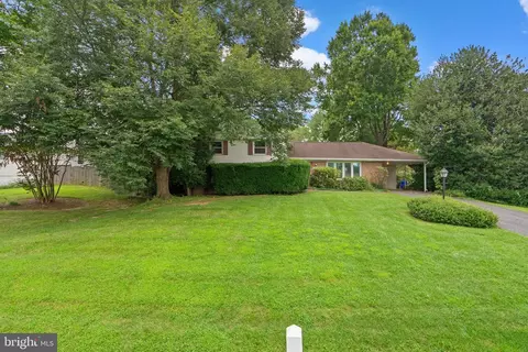 4004 Briars Rd, Olney, MD 20832 photo 3