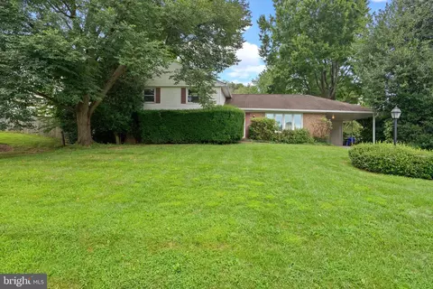 4004 Briars Rd, Olney, MD 20832