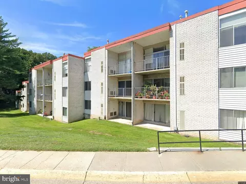 14428 Parkvale Rd # 3, Rockville, MD 20853