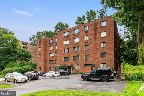 500 Thayer Ave #403, Silver Spring, MD 20910 photo 2