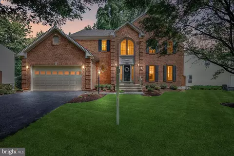 3007 Viburnum Pl, Olney, MD 20832