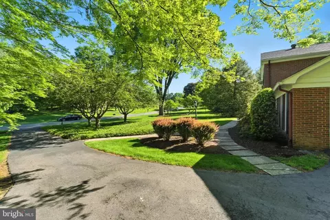 Exterior - 508 Vierling Dr, Silver Spring, MD 20904 photo 4 of 14