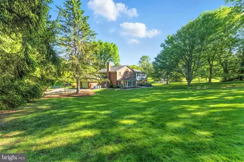 Exterior - 508 Vierling Dr, Silver Spring, MD 20904 photo 8 of 14