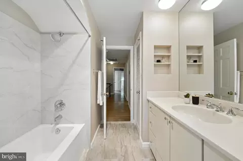 Bath - 508 Vierling Dr, Silver Spring, MD 20904 photo 9 of 10