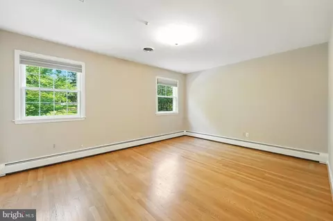 Bedroom - 508 Vierling Dr, Silver Spring, MD 20904 photo 6 of 10