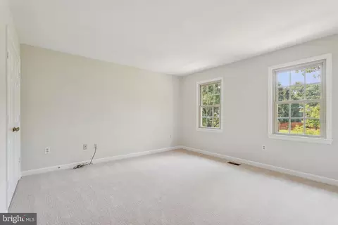 Bedroom - 15313 Watergate Rd, Silver Spring, MD 20905 photo 4 of 6