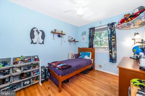 Bedroom - 10113 Day Ave, Silver Spring, MD 20910 photo 6 of 9