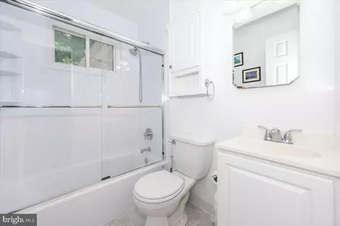 Bath - 10113 Day Ave, Silver Spring, MD 20910 photo 1 of 3