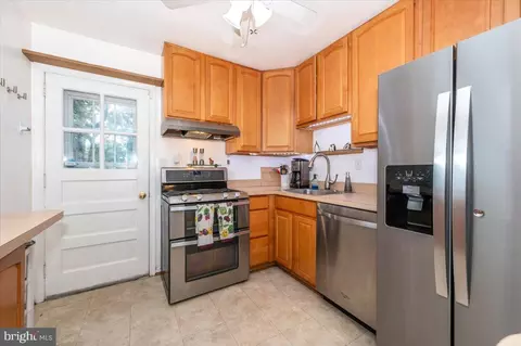 Kitchen - 10113 Day Ave, Silver Spring, MD 20910 photo 2 of 5