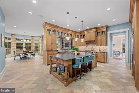 Kitchen - 9414 Thrush Ln, Potomac, MD 20854 photo 1 of 6
